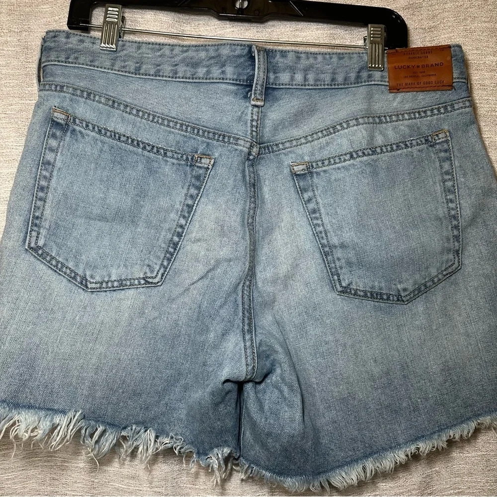 Lucky Brand Light Blue Distressed Frayed Hem Jean Shorts Size 10/30
